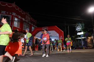 BIB: 4103
                            <button type="button" onclick="openModal(26261556)" class="btn btn-primary btn-sm float-right btn-popup" data-toggle="modal" data-target=".modal-high-quality">
                        <i class="fas fa-shopping-cart"></i> Add to Cart
                    </button>
                                            <button type="button" onclick="isThisMe(26261556, true)" class="btn btn-success btn-sm float-right btn-popup btn-isme hidden" data-toggle="tooltip" data-placement="bottom" title="นี่คือรูปของคุณใช่ไหม คลิกที่นี่เพื่อเอาเข้าอัลบั้ม">
                        <i class="fas fa-plus"></i> Add to album
                    </button>
                    <button type="button" onclick="isThisMe(26261556, false)" class="btn btn-warning btn-sm float-right btn-popup btn-isnotme hidden">
                        <i class="fas fa-ban"></i> Remove from album
                    </button>